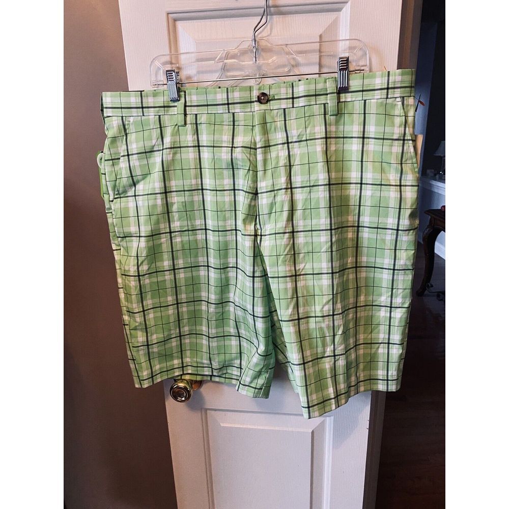 Izod Performance Golf Shorts Size‎ 40 NWT Jade Lime Plaid